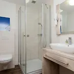 Hinrichs Hotel 3*